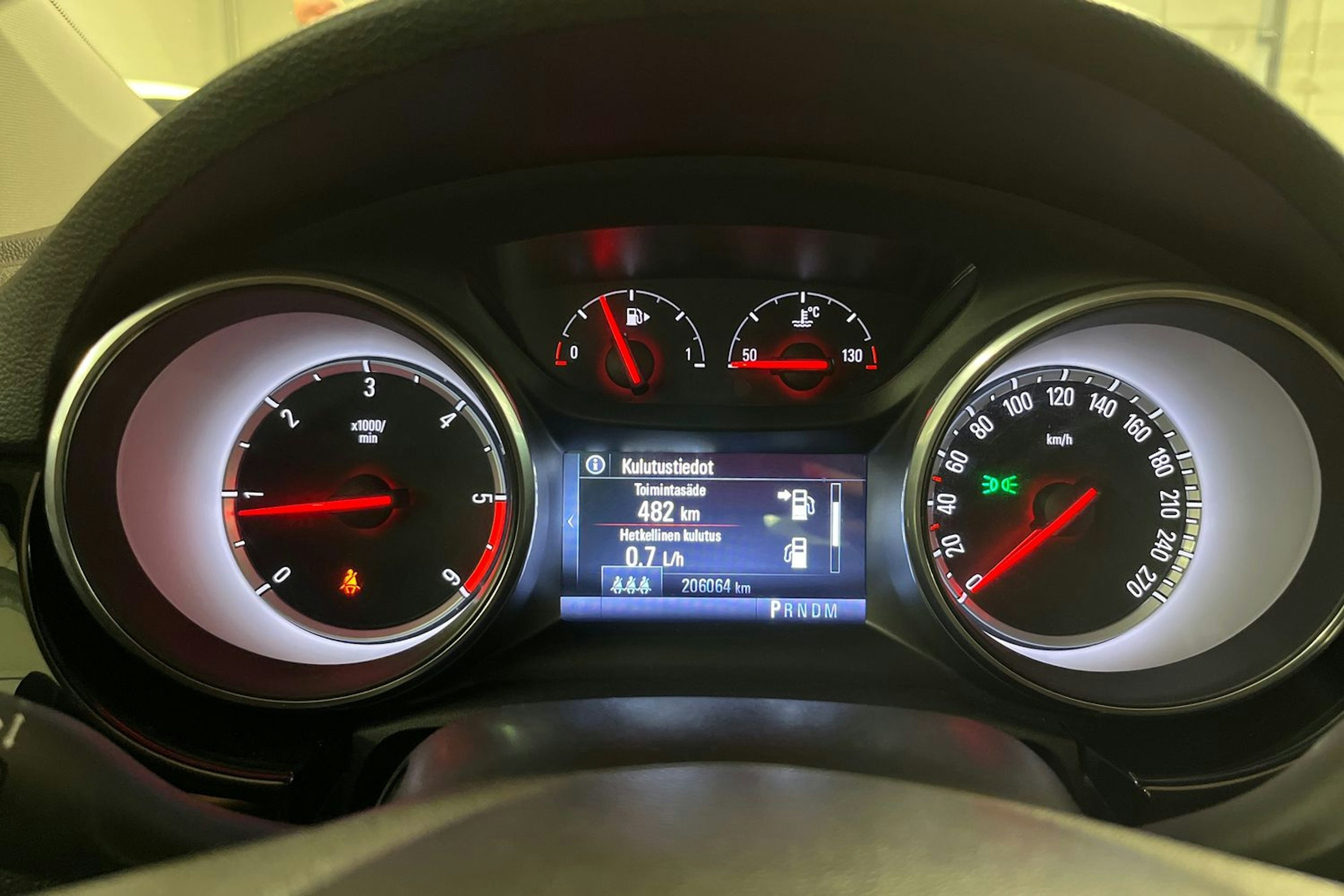 punainen Opel Astra 2016 kuva 19.