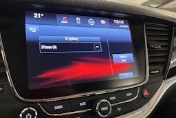 punainen Opel Astra 2016 kuva 22.