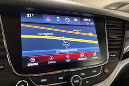 punainen Opel Astra 2016 kuva 23.