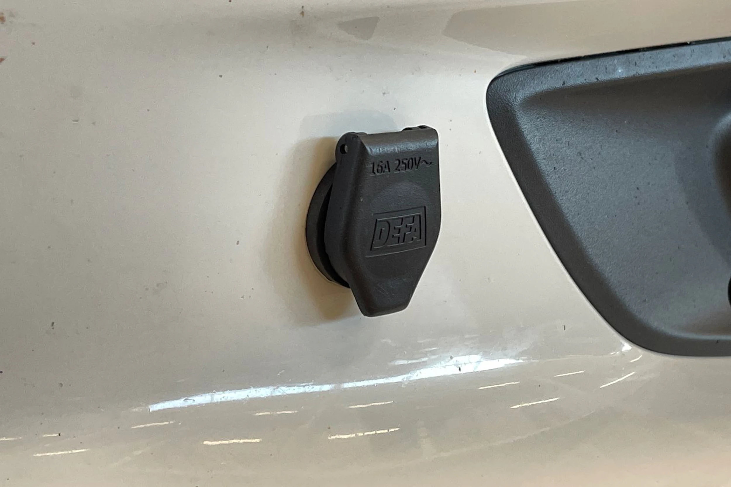 valkoinen Opel Astra 2016 kuva 24.