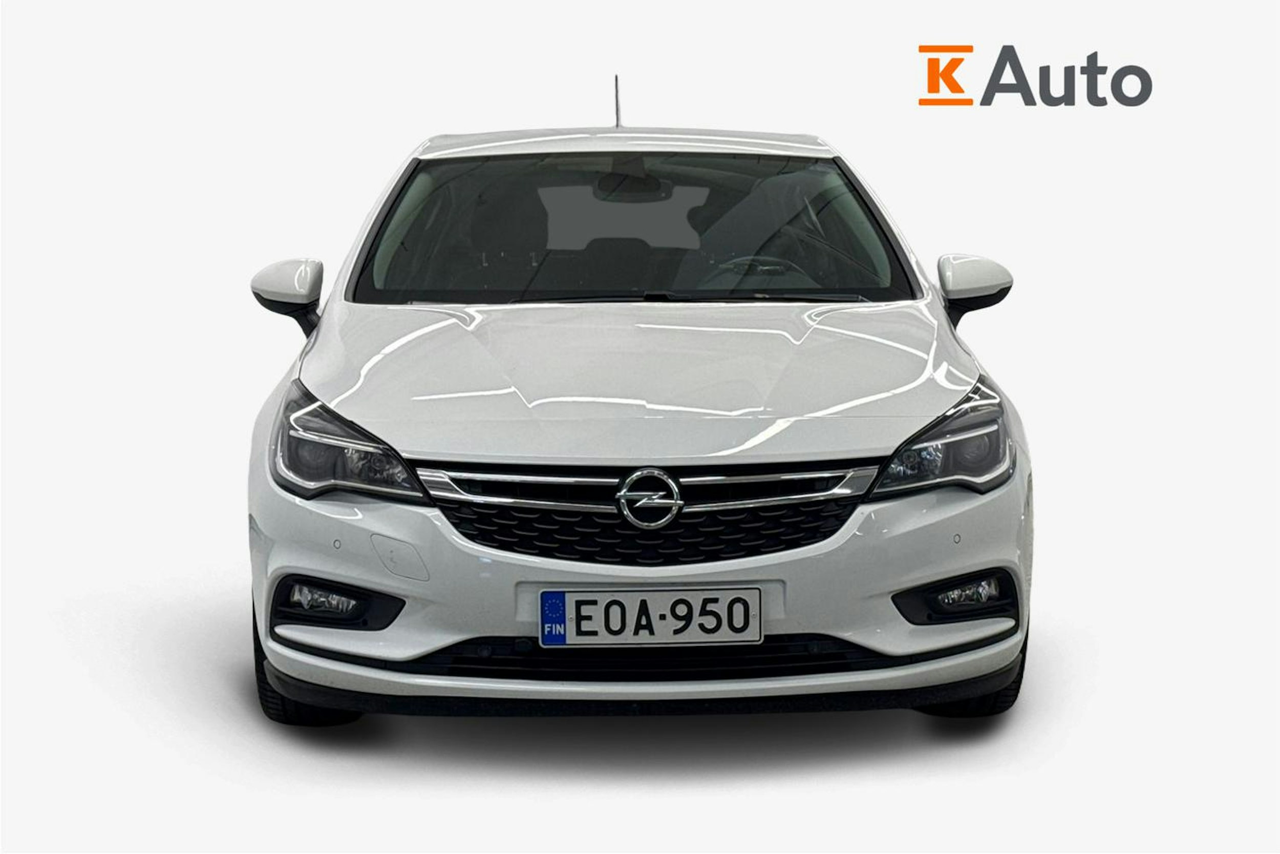 valkoinen Opel Astra 2016 kuva 5.