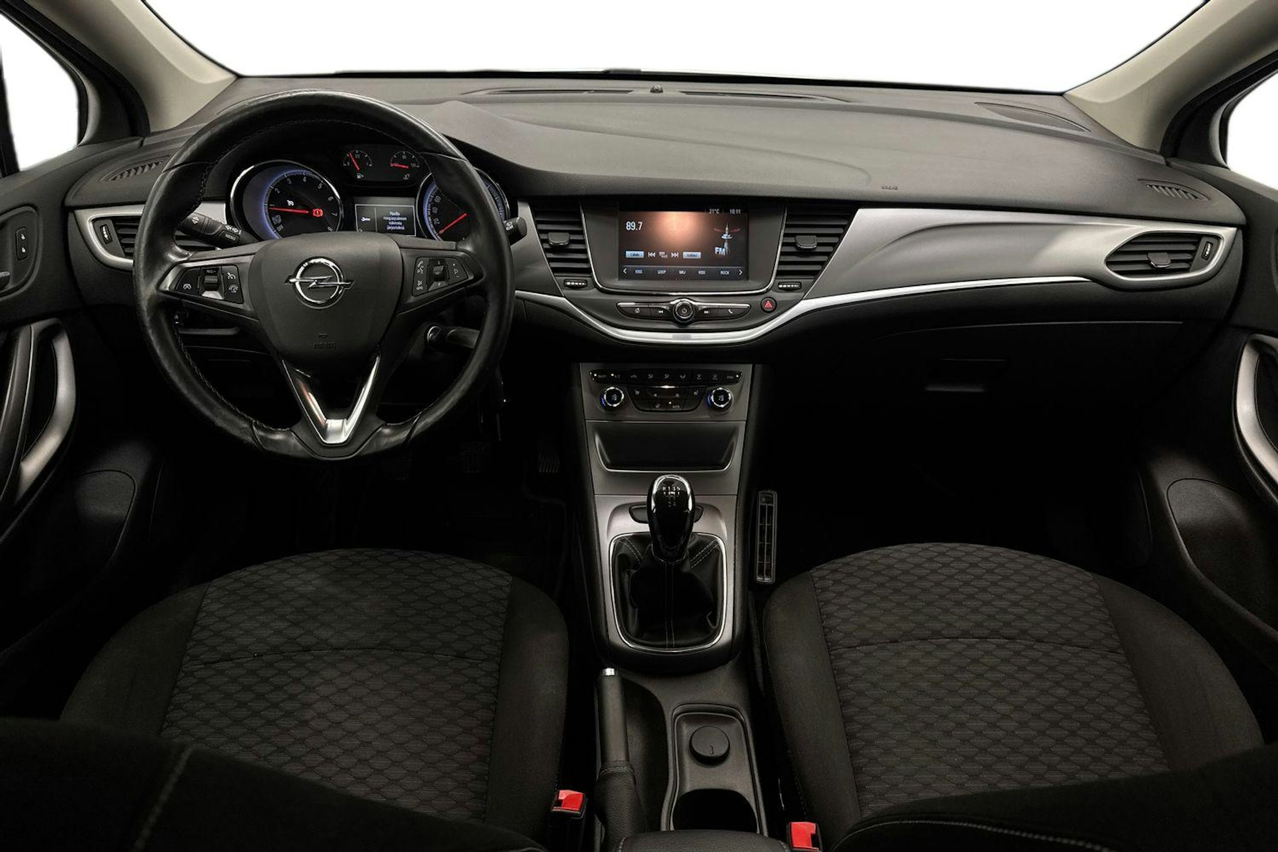 valkoinen Opel Astra 2016 kuva 9.