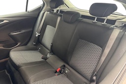 valkoinen Opel Astra 2016 kuva 10.