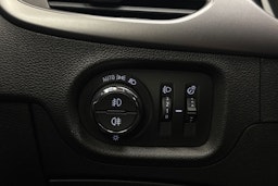 valkoinen Opel Astra 2016 kuva 19.