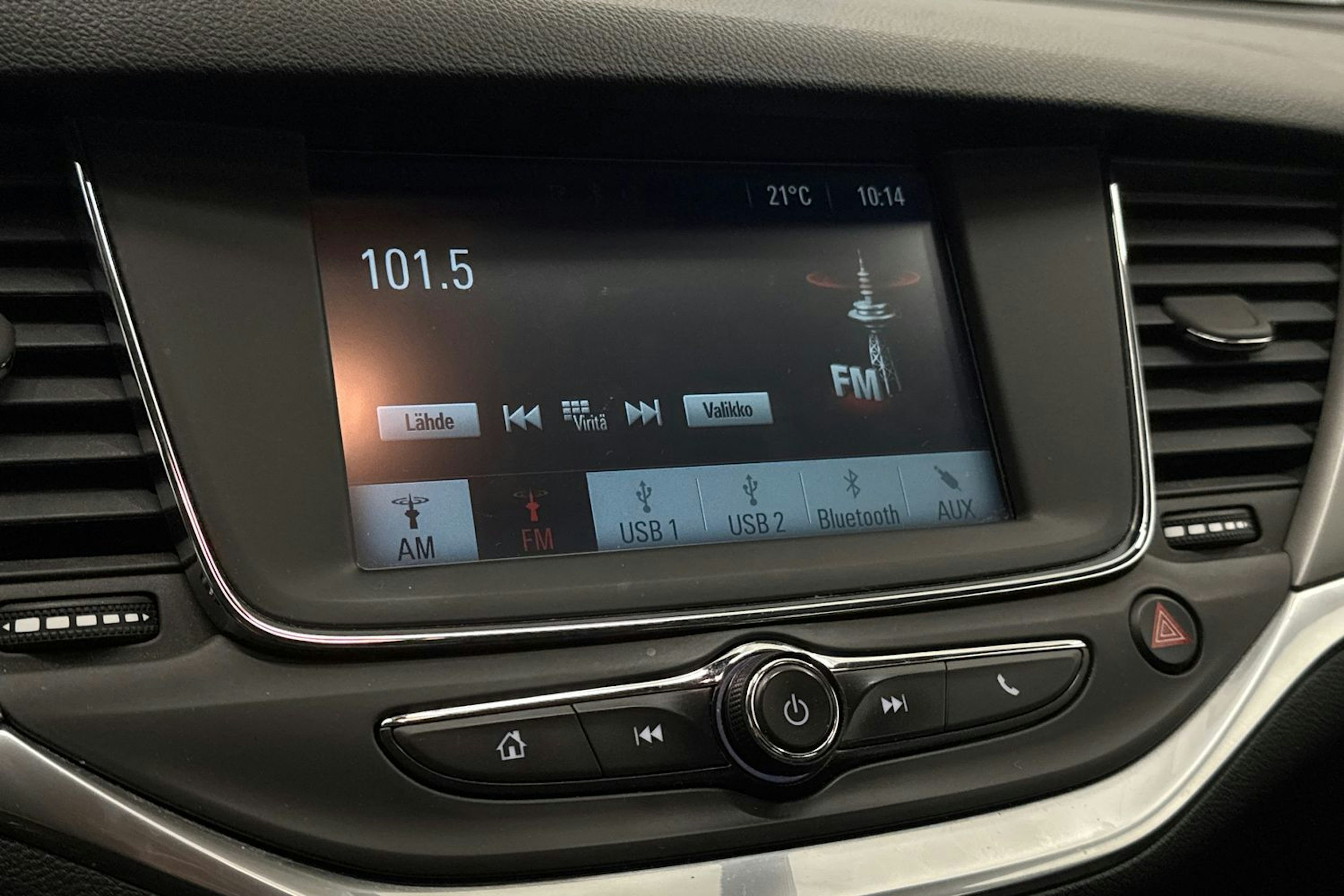 valkoinen Opel Astra 2016 kuva 22.