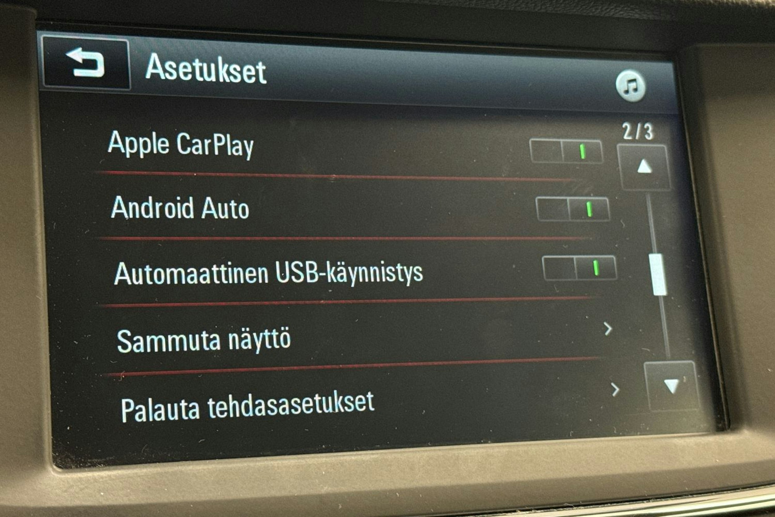 valkoinen Opel Astra 2016 kuva 29.