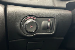 Valkoinen Opel ASTRA 2016 kuva 19.