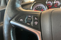 valkoinen Opel Astra 2016 kuva 16.