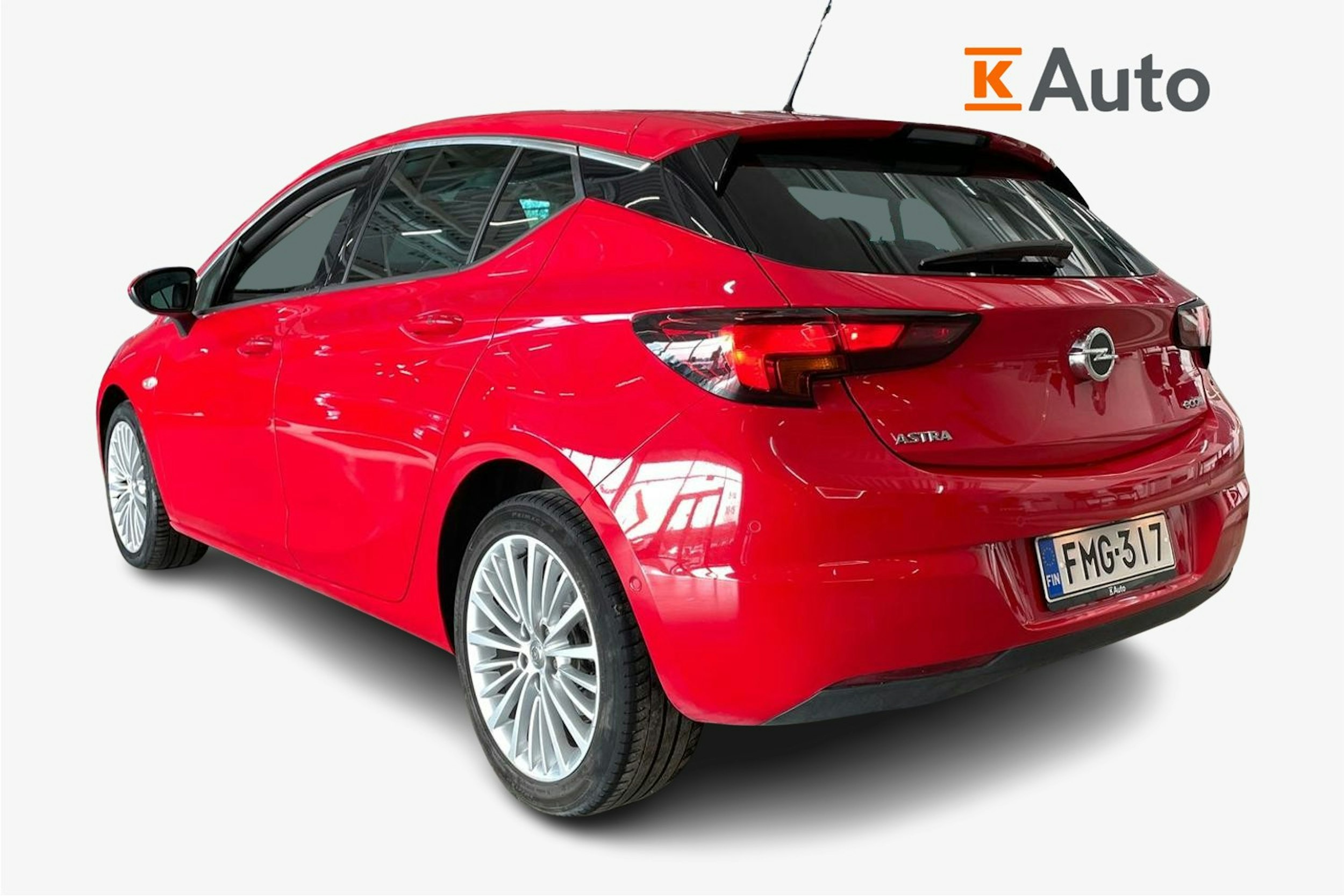 punainen Opel Astra 2016 kuva 2.