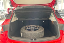 punainen Opel Astra 2016 kuva 29.