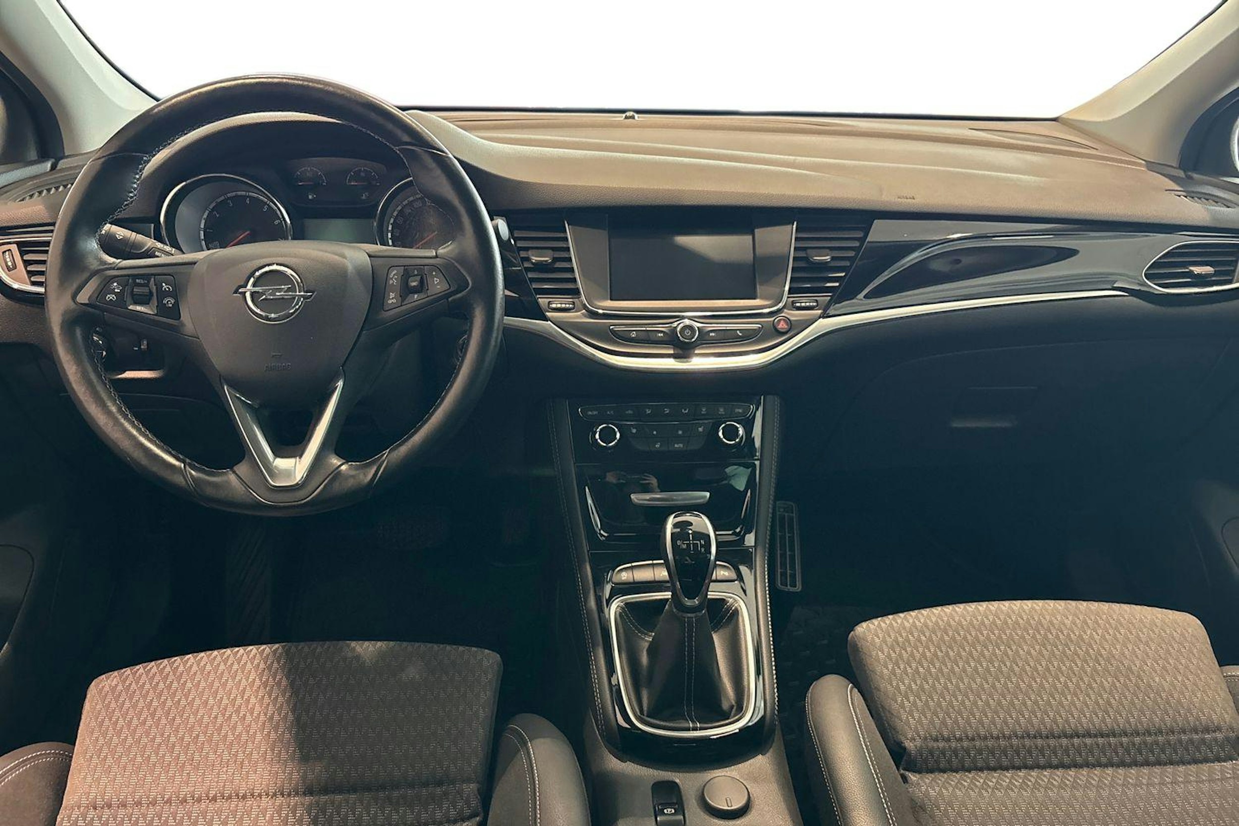 Sininen Opel ASTRA 2016 kuva 9.