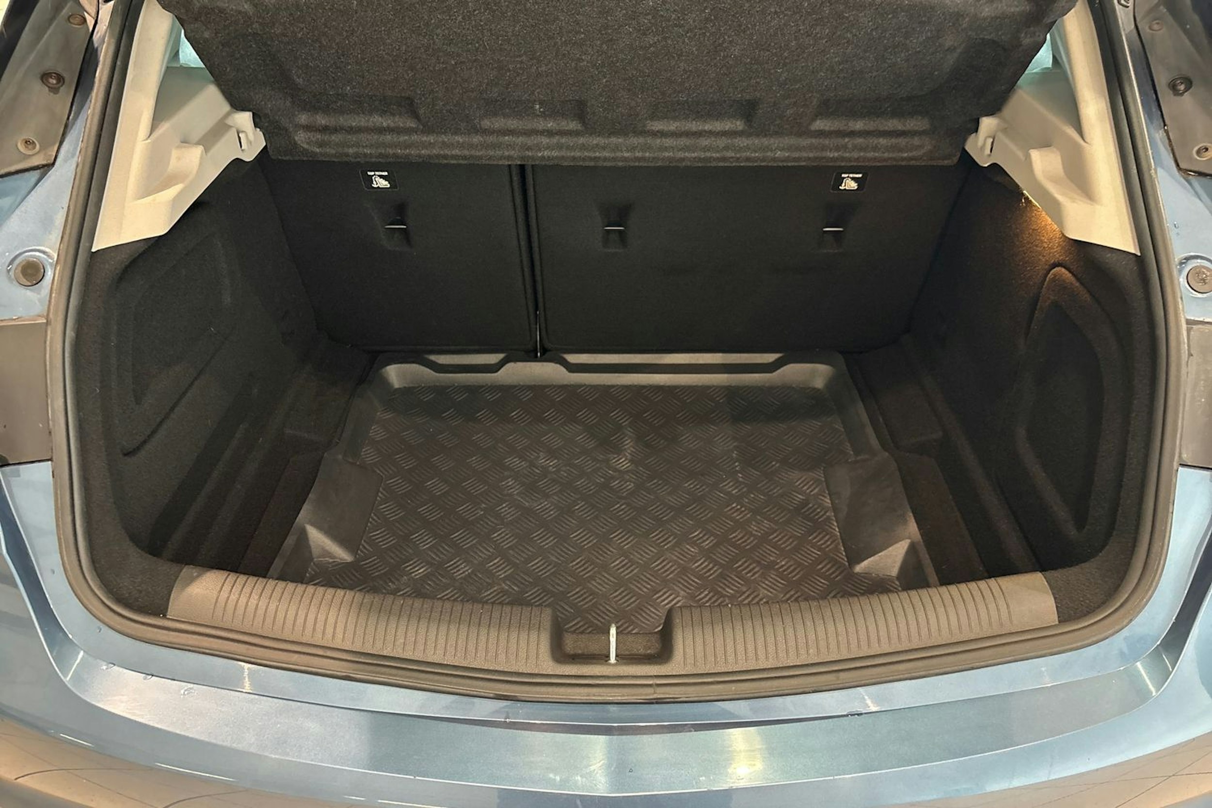 Sininen Opel ASTRA 2016 kuva 13.