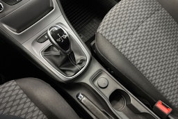sininen Opel Astra 2016 kuva 24.