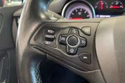 punainen Opel Astra 2016 kuva 14.