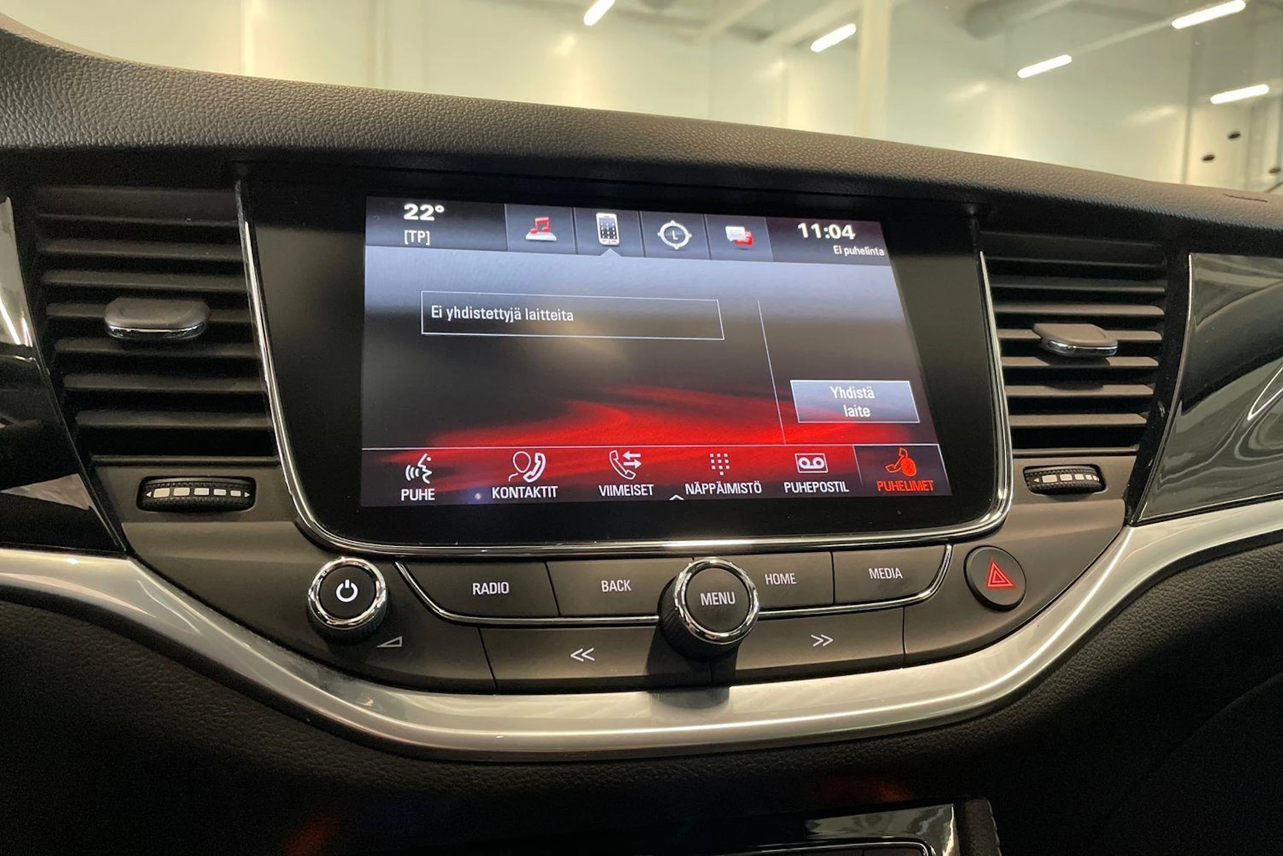 punainen Opel Astra 2016 kuva 16.