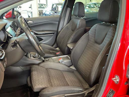 punainen Opel Astra 2016 kuva 19.