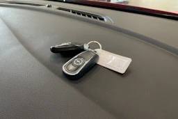 punainen Opel Astra 2016 kuva 26.
