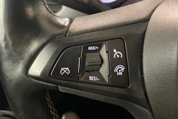 Harmaa Opel ASTRA 2016 kuva 19.
