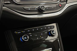 harmaa Opel Astra 2016 kuva 24.