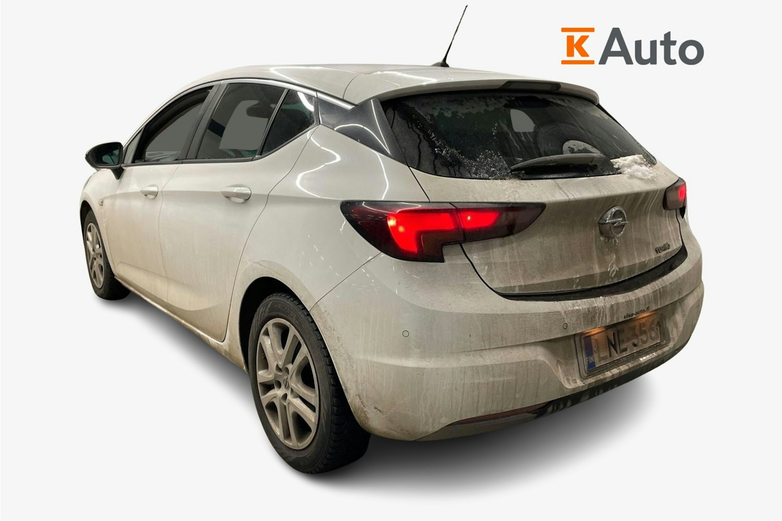 valkoinen Opel Astra 2016 kuva 2.