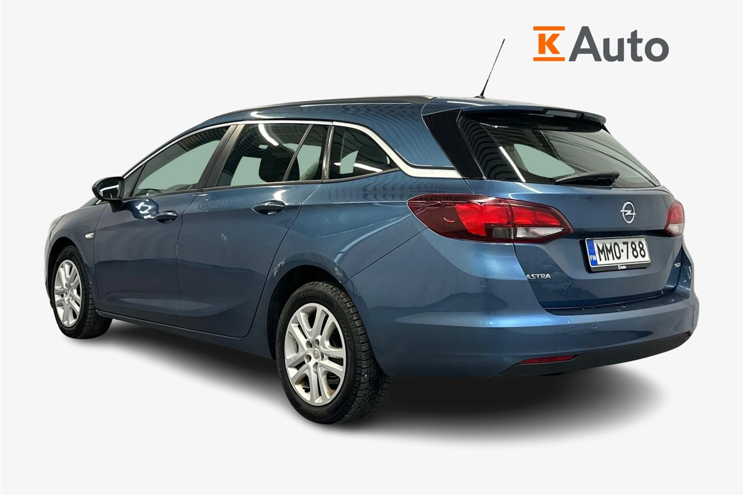 sininen Opel Astra 2016 kuva 2.