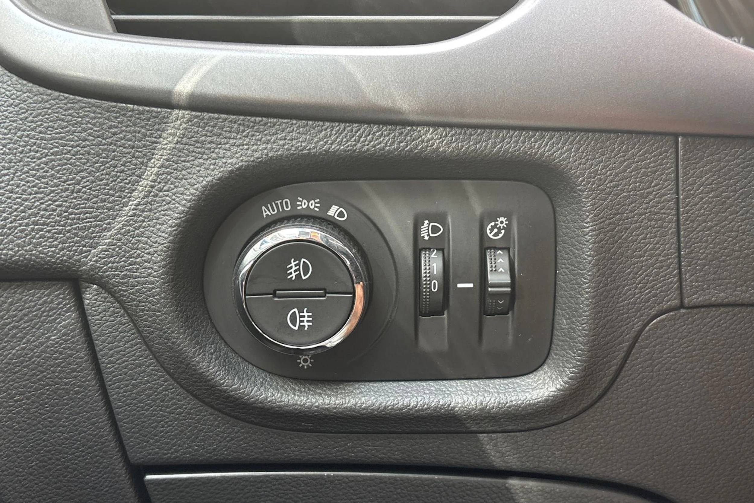 Sininen Opel ASTRA 2016 kuva 15.