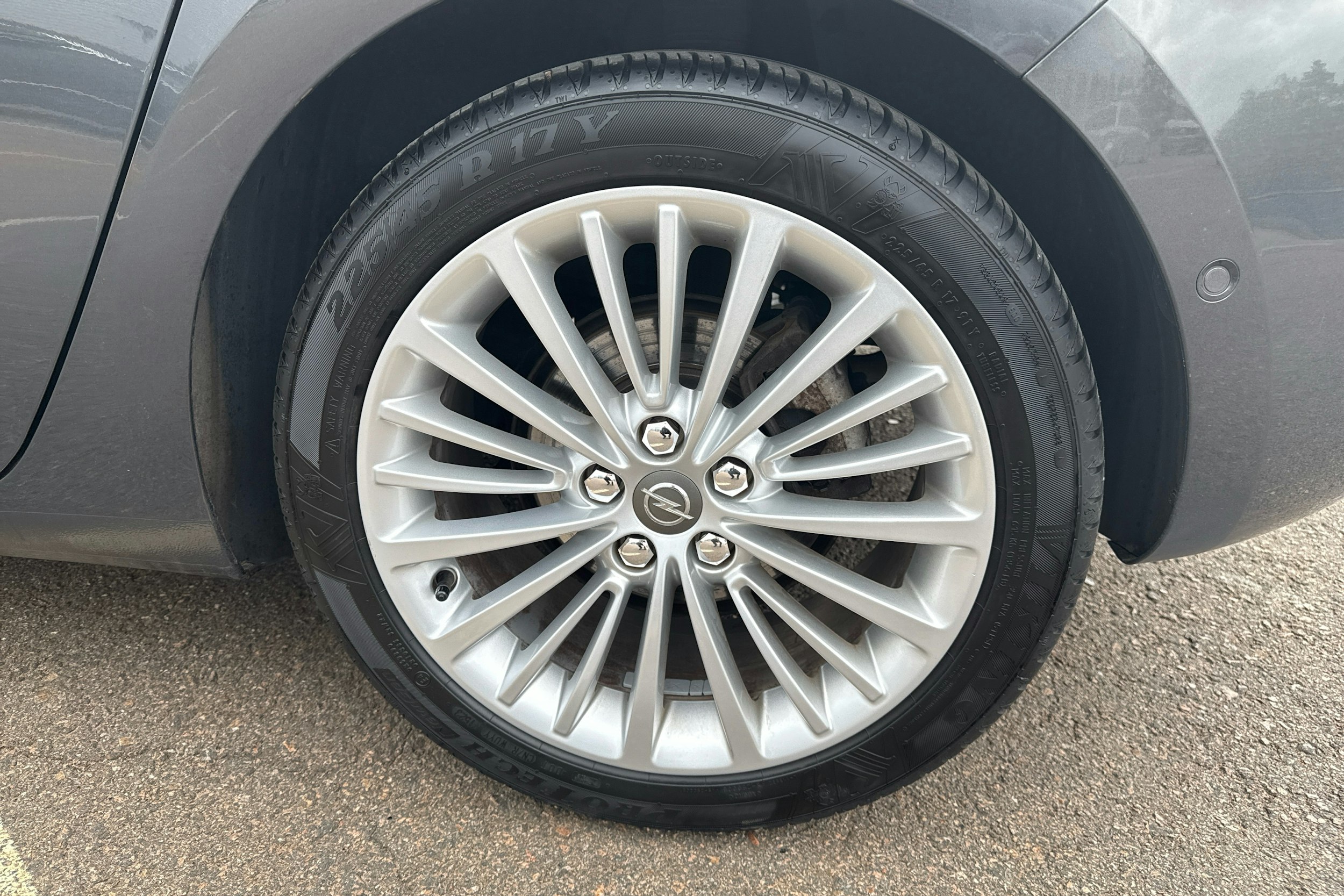 harmaa Opel Astra 2016 kuva 9.
