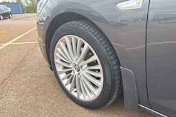 harmaa Opel Astra 2016 kuva 10.