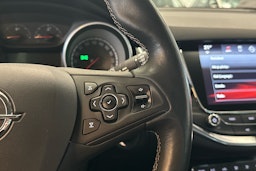harmaa Opel Astra 2016 kuva 13.