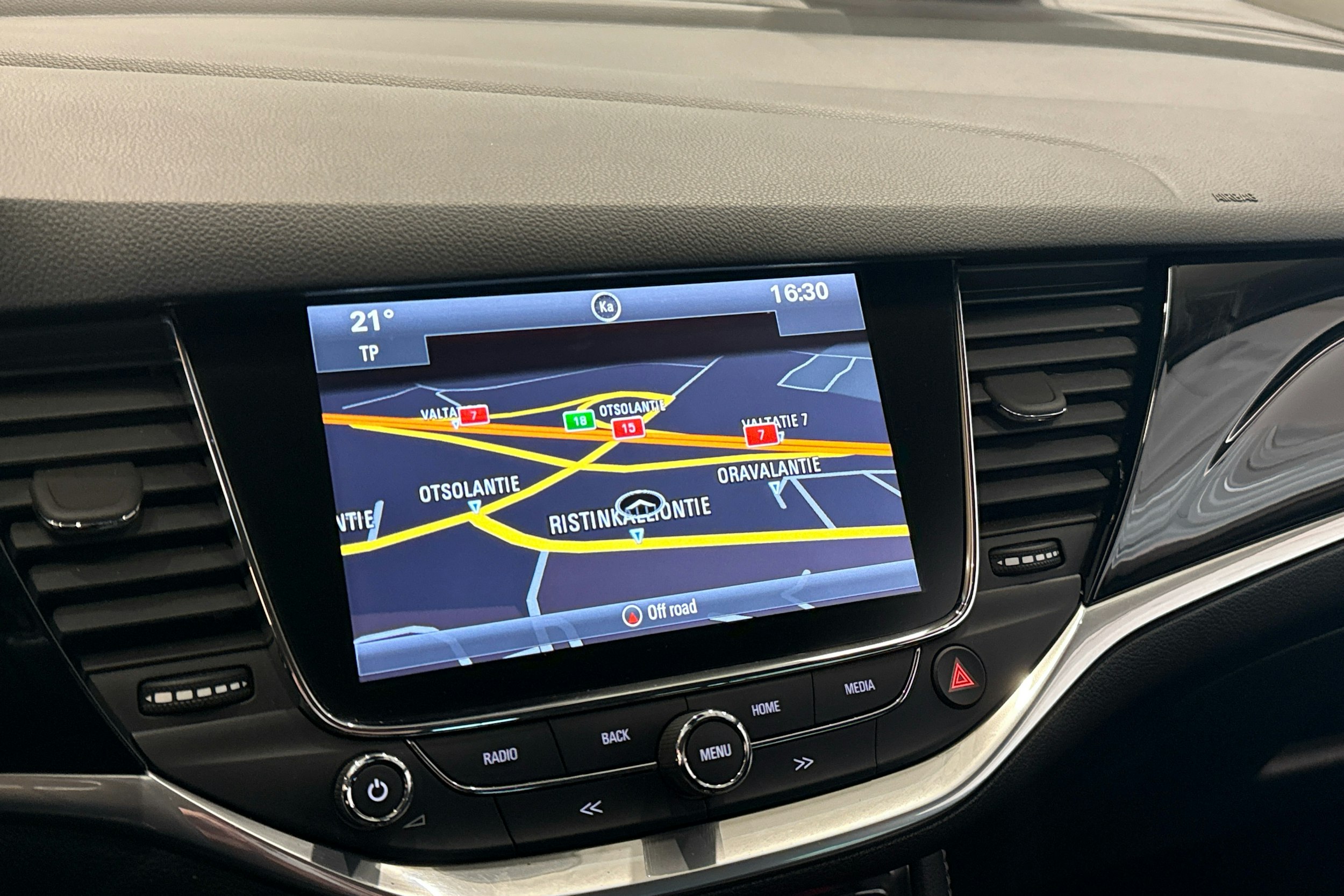 harmaa Opel Astra 2016 kuva 15.
