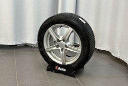 valkoinen Opel Astra 2016 kuva 14.