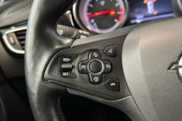 valkoinen Opel Astra 2016 kuva 18.