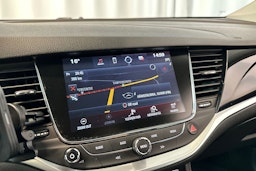 valkoinen Opel Astra 2016 kuva 22.