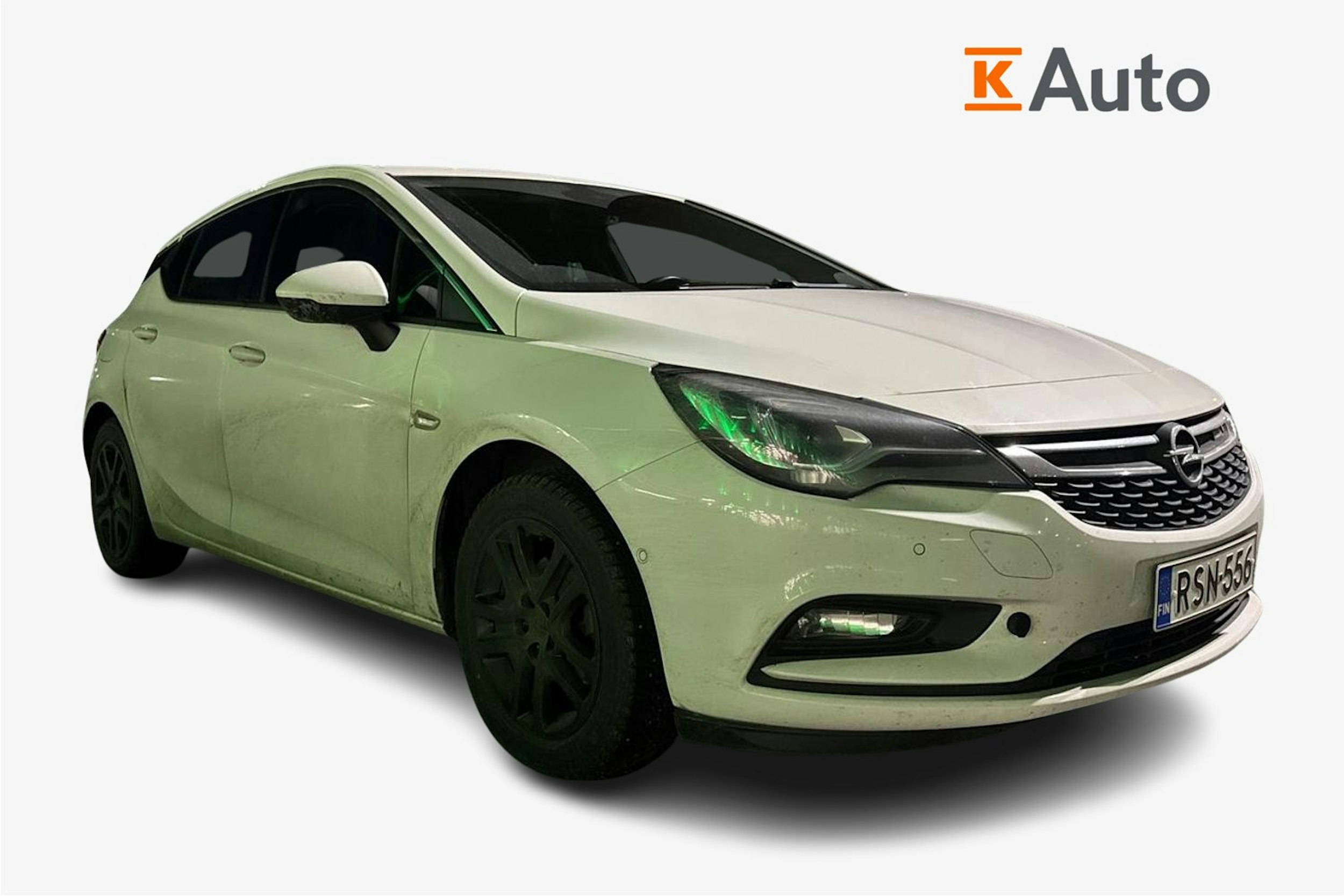 valkoinen Opel Astra 2016 kuva 1.