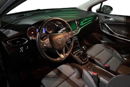 valkoinen Opel Astra 2016 kuva 3.