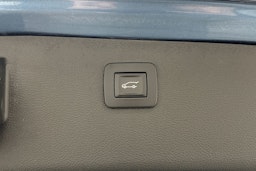 sininen Opel Astra 2016 kuva 13.