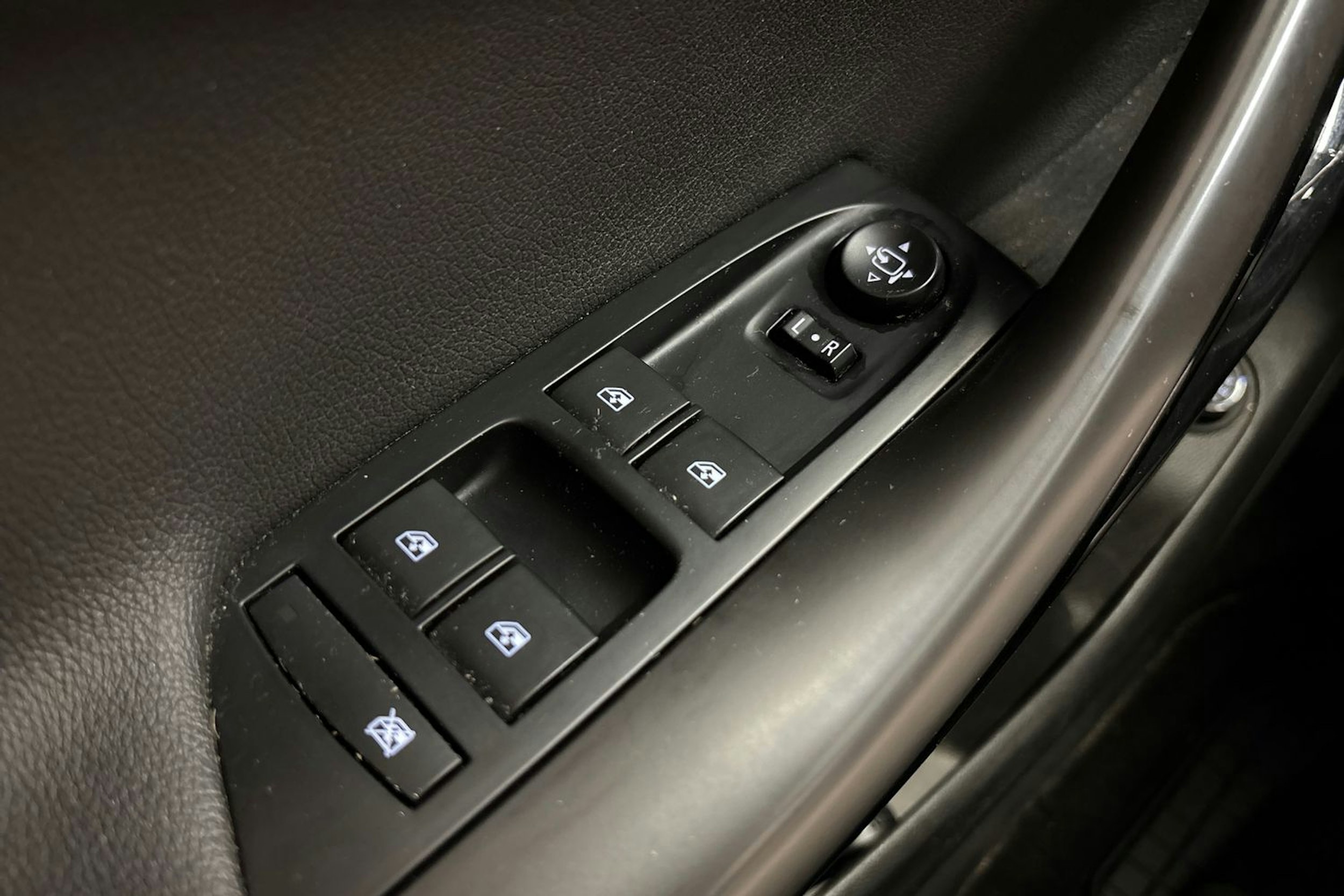 sininen Opel Astra 2016 kuva 15.