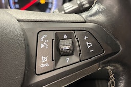 sininen Opel Astra 2016 kuva 18.