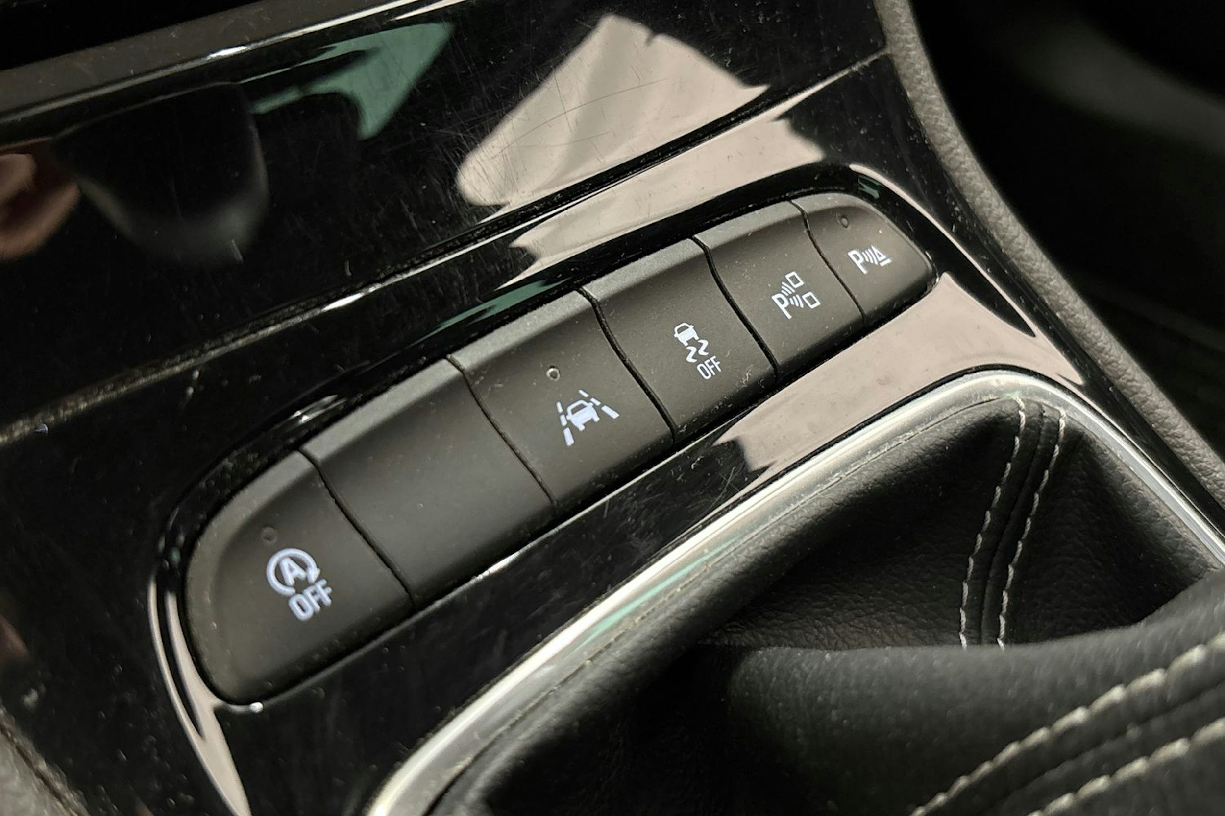 sininen Opel Astra 2016 kuva 25.