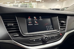 Valkoinen Opel ASTRA 2016 kuva 19.