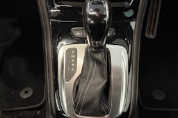 sininen Opel Astra 2016 kuva 15.