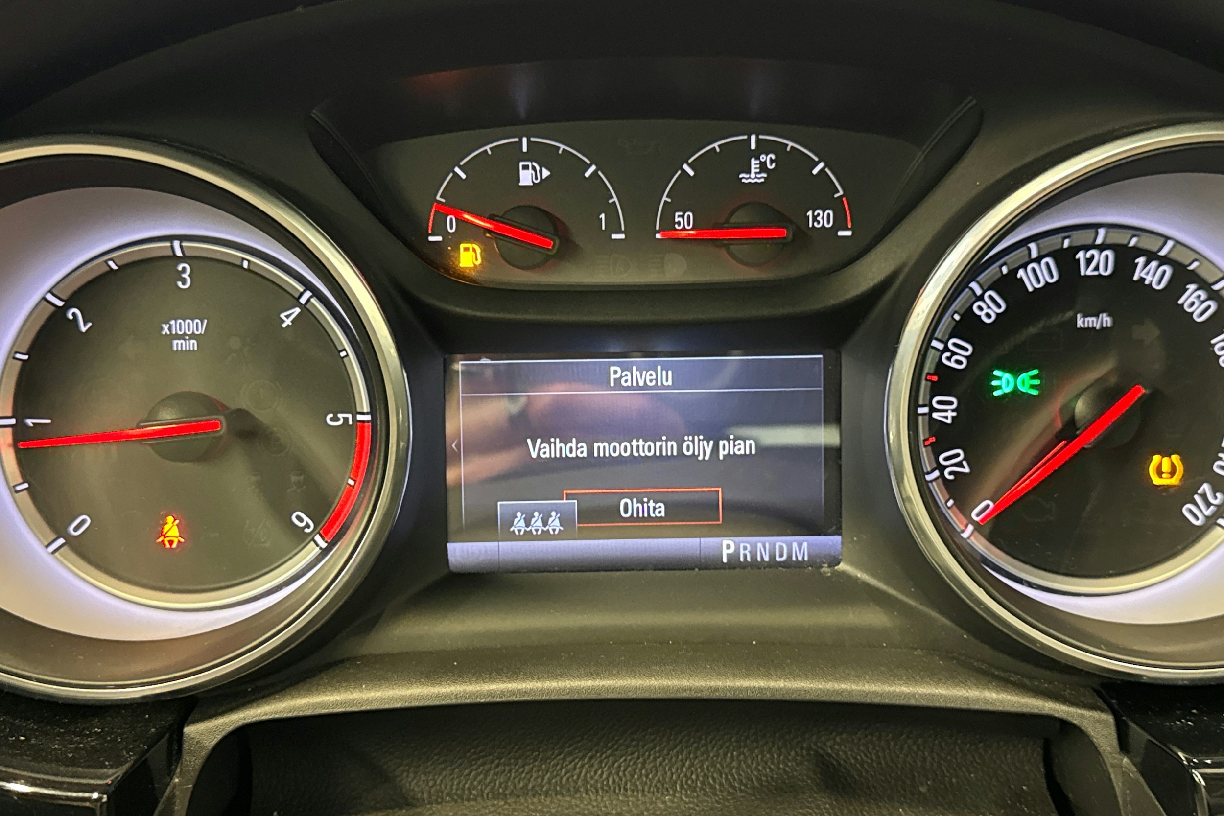 sininen Opel Astra 2016 kuva 17.