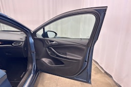 sininen Opel Astra 2016 kuva 30.