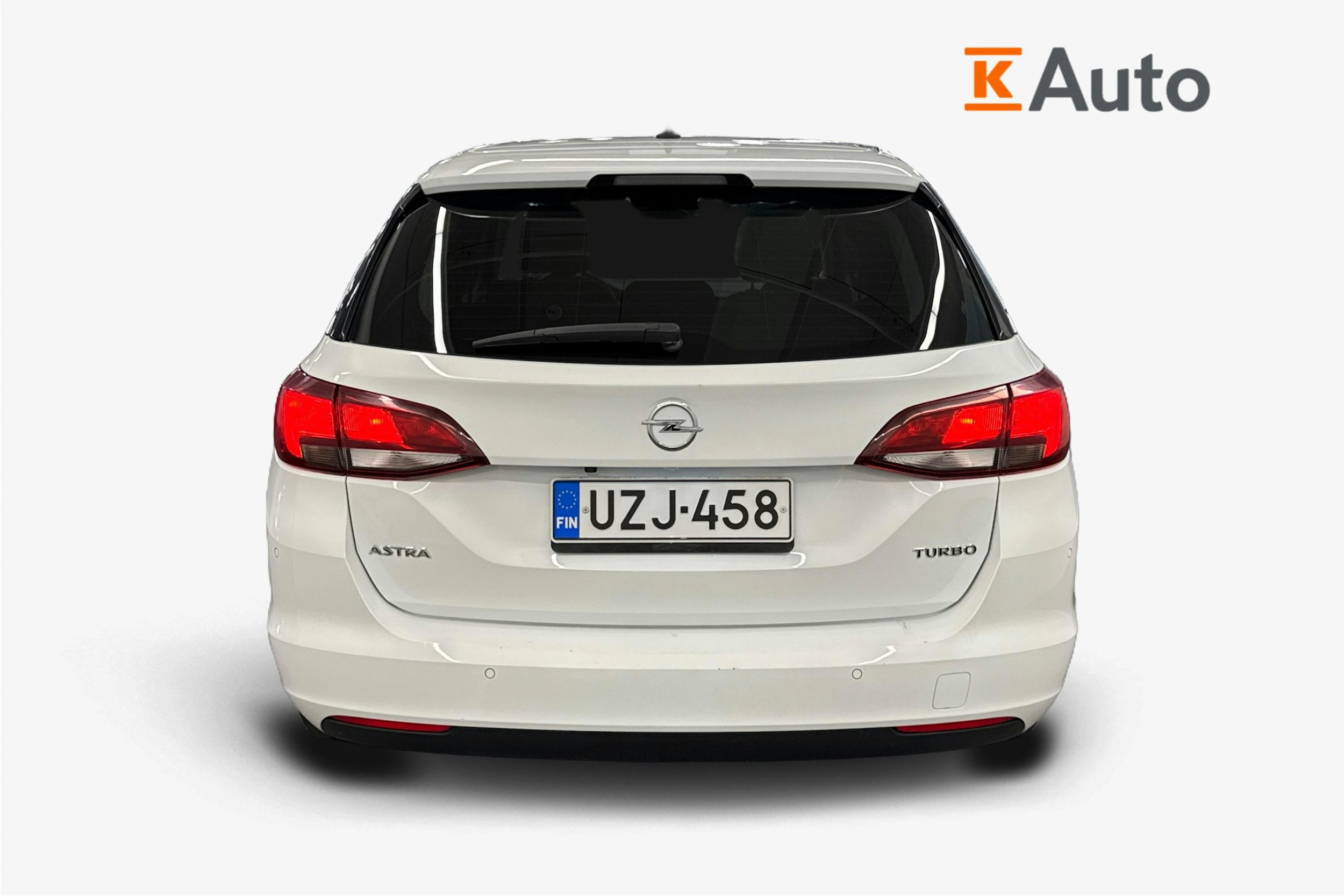 valkoinen Opel Astra 2016 kuva 3.