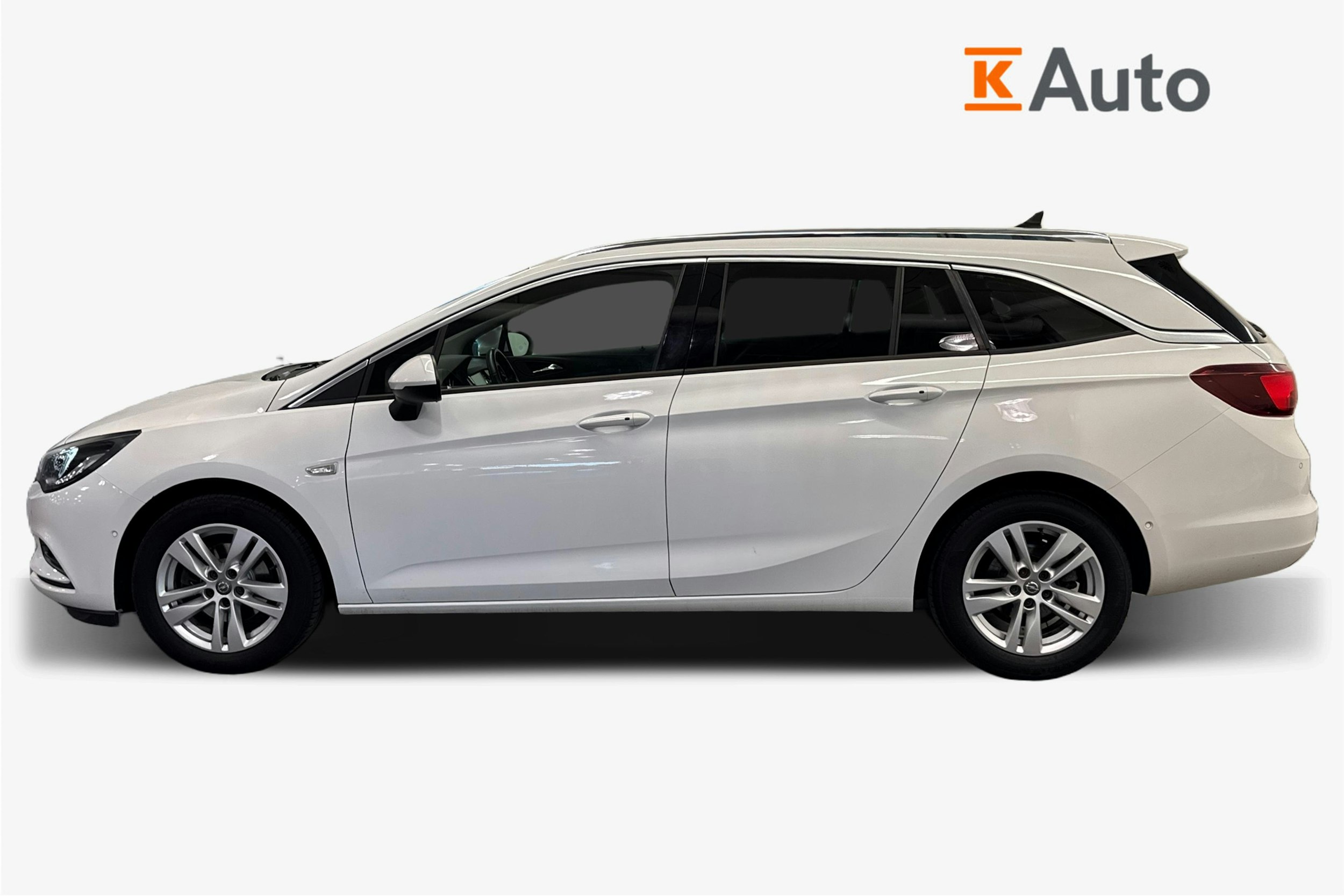 valkoinen Opel Astra 2016 kuva 6.