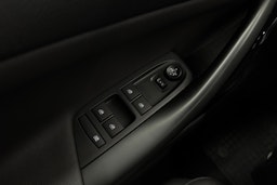 valkoinen Opel Astra 2016 kuva 21.