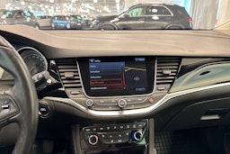 valkoinen Opel Astra 2016 kuva 24.
