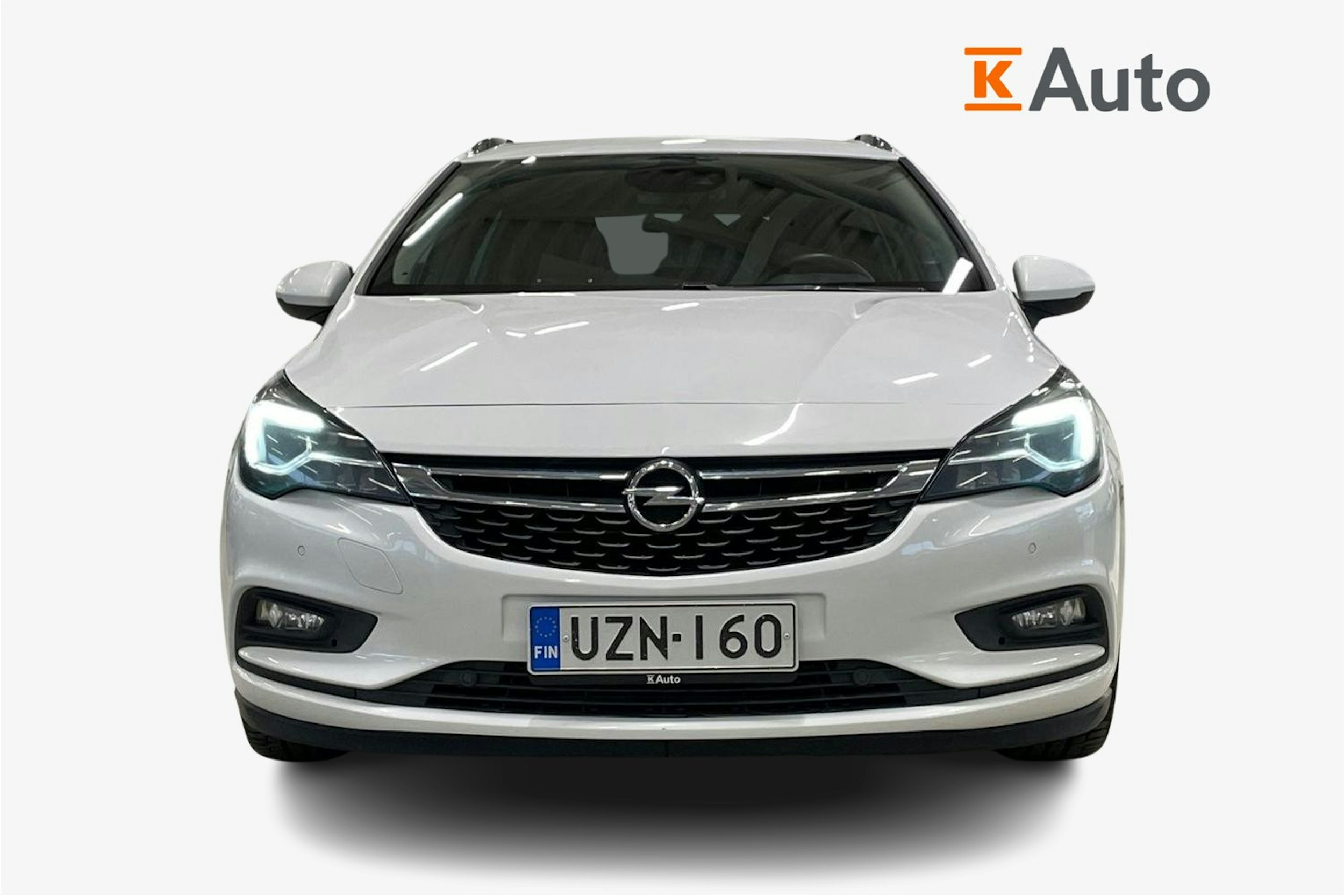 valkoinen Opel Astra 2016 kuva 5.