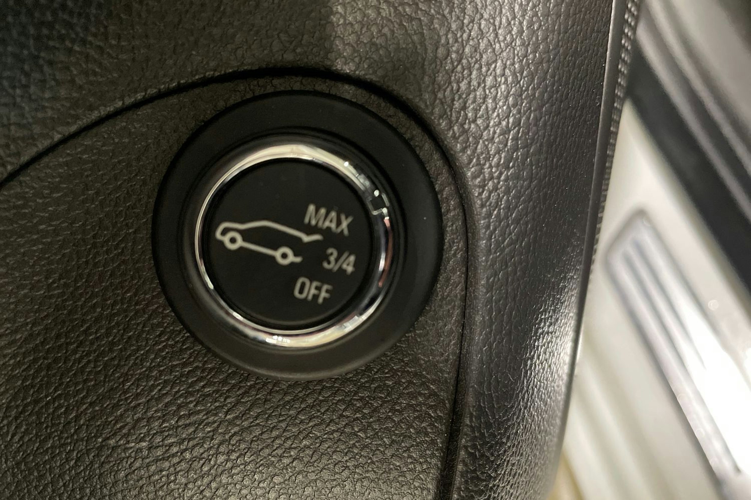 valkoinen Opel Astra 2016 kuva 30.