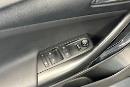 harmaa Opel Astra 2016 kuva 13.